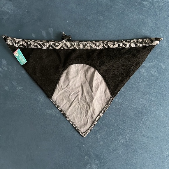 Bandana - Picture 2 of 2